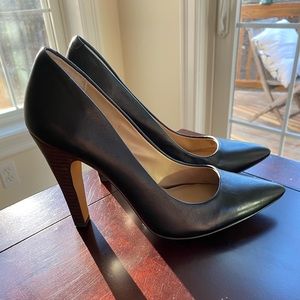Vince Camuto Black Pumps